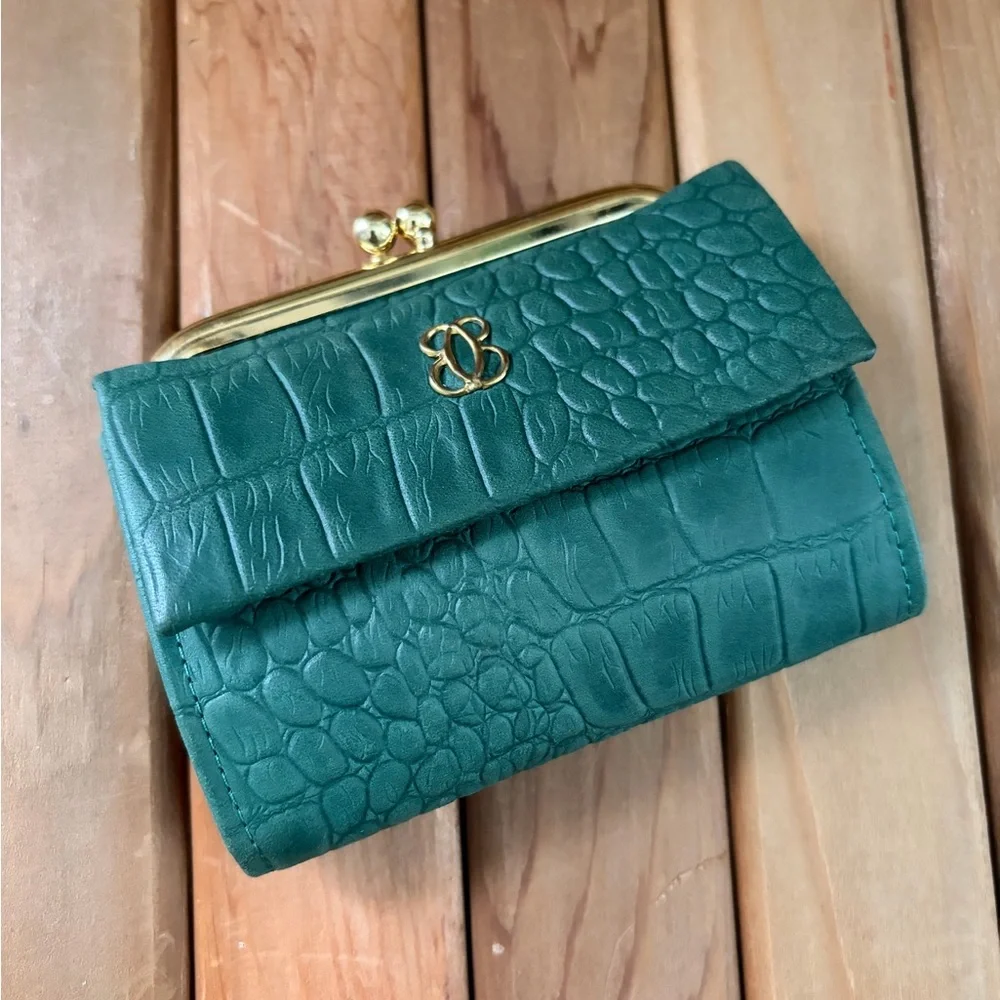Vintage Buxton Green Croc Embossed Leather Wallet Kisslock Coin Purse - Picture 8 of 9